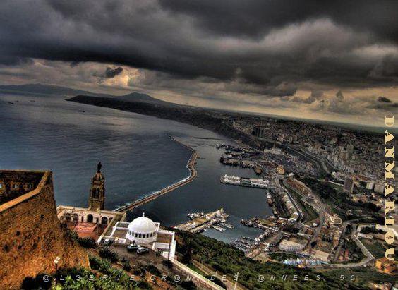 CRT PST-oran dans ses nuages.jpg